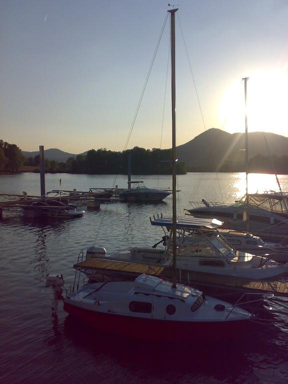 Resort Marina Labe לובוסיצה מראה חיצוני תמונה